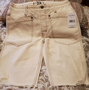 Free People long cut off shorts. Size 26 NWT Tan